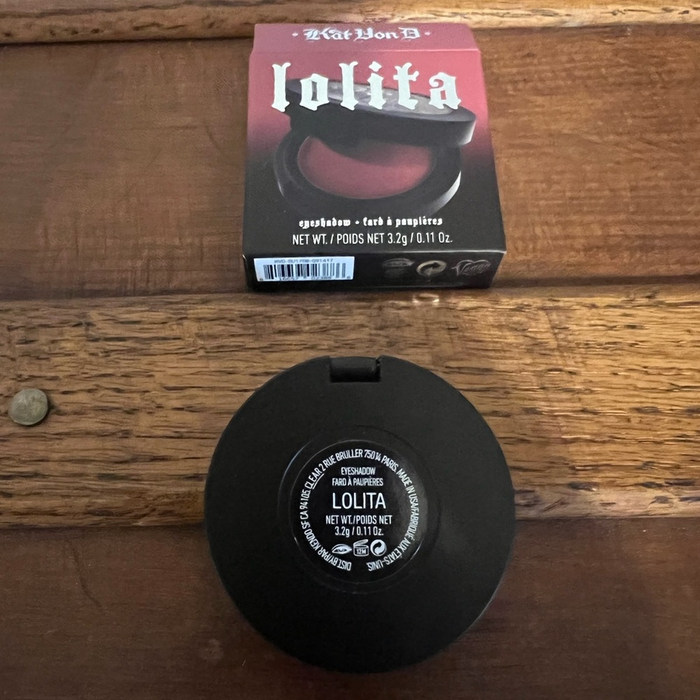 Kat Von D Lolita Eyeshadow NIB - Picture 9 of 9